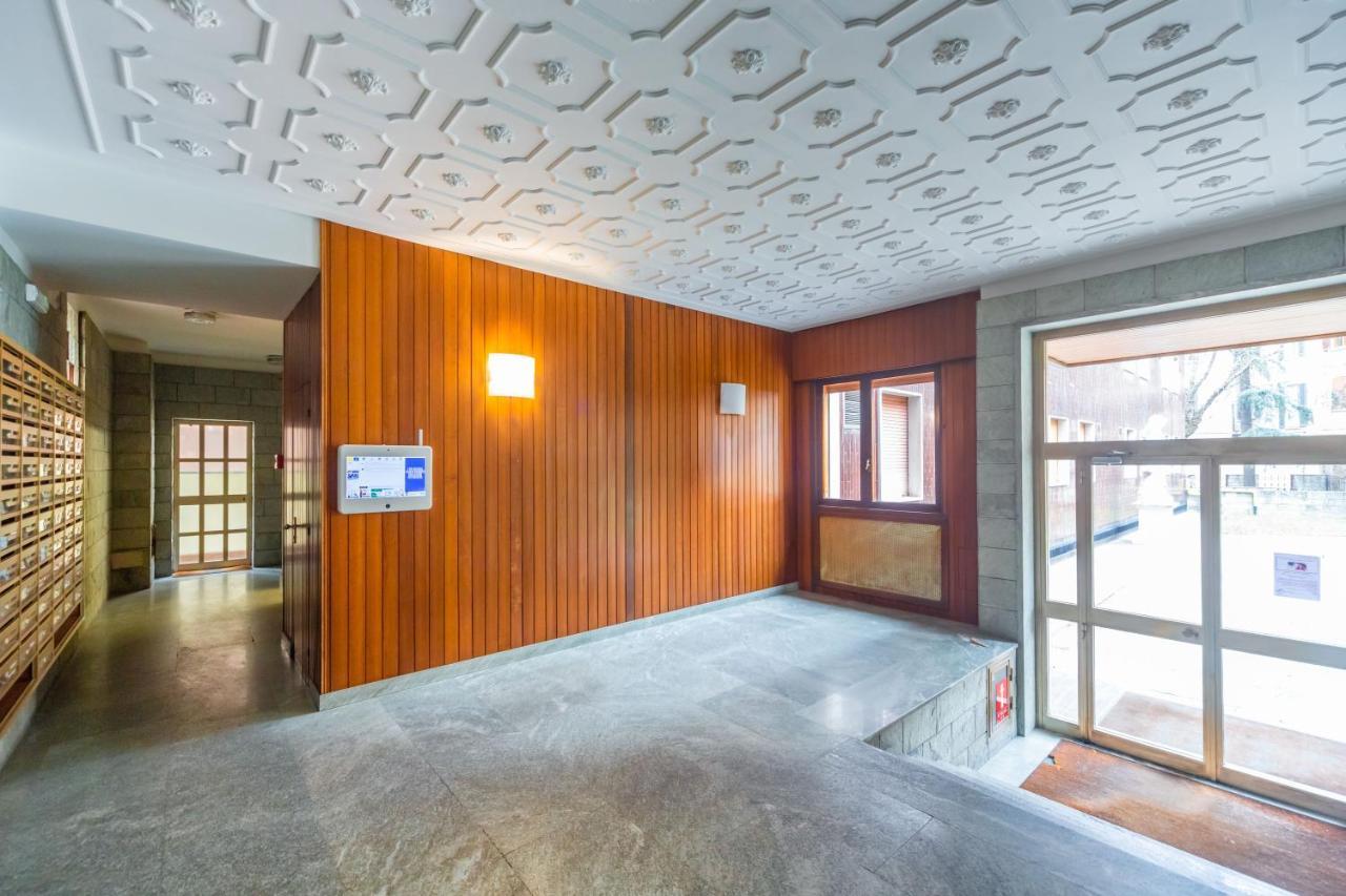 Cozy Apt - Corso Vercelli & Conciliazione M1 Mailand Exterior foto